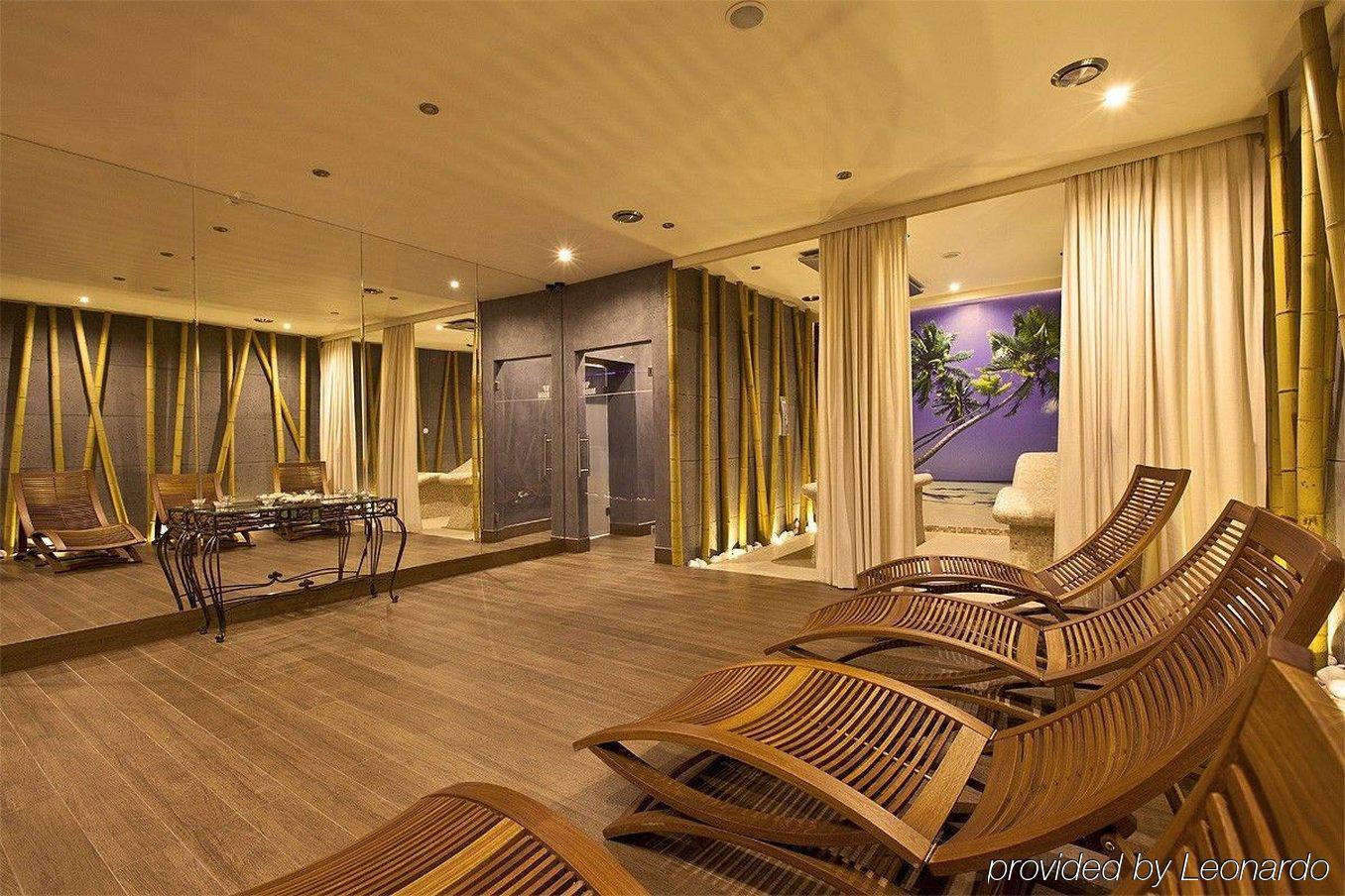 Arena Hotel Spa & Wellness ตือคือ ภายนอก รูปภาพ